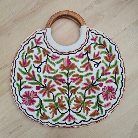 Floral Embroidered Boho Moon Bag Cotton Canvas One Size - Picture 4 of 7